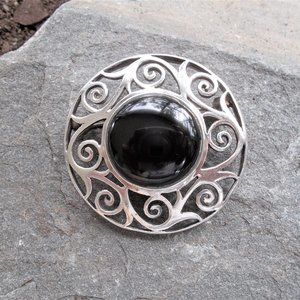 Vintage Celtic Design Sterling Silver and Onyx Brooch in Very Good Condition